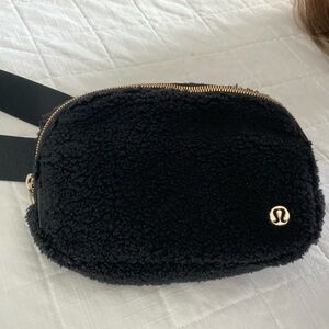 Lululemon belt bag